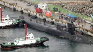 Imágenes del Submarino nuclear de Estados Unidos cuando llegaba a las costas de Corea del Sur. Foto cortesía CNN