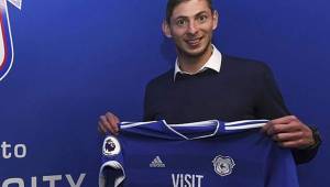 Emiliano Sala, el día que fue presentado como jugador del Cardiff (AFP)