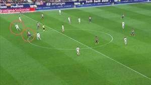 Morata parece arrancar en la misma posición de Sergio Ramos en el gol anulado al Atlético de Madrid.