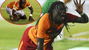 Así es el festejo de Gomis con el Galatasaray del que se habla en Turquía que imita el delantero hondureño Alberth Elis con el Houston Dynamo. Fotos cortesía