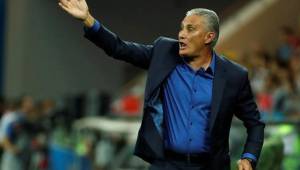 Tite, técnico de la selección brasileña, reaccionó molesto tras el empate de su equipo contra Suiza en Rusia 2018.
