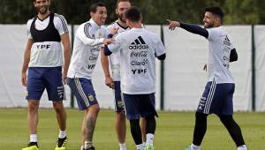 La Selección de Argentina durante el entrenamiento de este martes en Rusia. Foto EFE