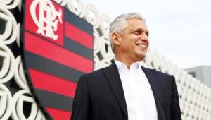 Reinaldo Rueda se ha mostrado muy optimista en su nuevo reto con el Flamengo. El DT con nacionalidad colombiana y hondureña llega después de dirigir al Atlético Nacional.