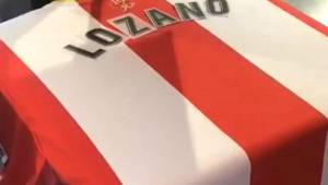 Esta es la camisa que usará el Choco Lozano con su nuevo club en España.