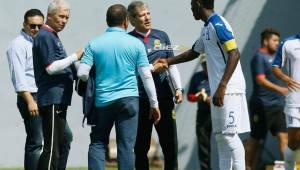 Wesly Decas rescindió contrato con Nacional de Madeira y podría jugar en Liga Nacional. Carlos Restrepo lo quiere en Real España. Foto Neptalí Romero