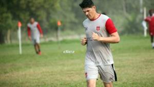 El guardameta del Vida, Ricardo Canales, durante una de sus sesiones de entrenamiento en La Ceiba.