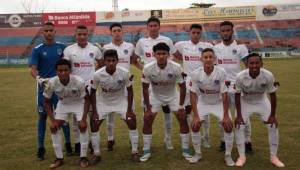 Parte de la plantilla de Olimpia reservas que perdió la final ante Vida en el 2018. Foto archivo.