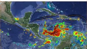 Iota estará ingresando el lunes a Honduras siendo huracán de categoría 3.