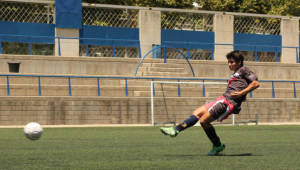 Jonathan Rubio entrena en Barcelona a sus 17 años con el objetivo se convertirse en profesional.
