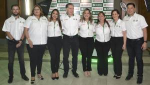 El equipo de Acavisa y Castrol Global participó en el lanzamiento en San Pedro Sula de la nueva imagen de la compañía líder mundial en lubricantes.