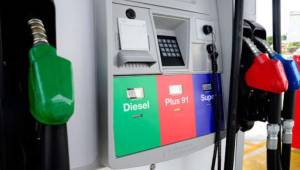 Las gasolinas tendrán un aumento mientras el diésele bajará su precio.