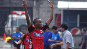 El jugador Kervin Jhonson confirmó en EXCLUSIVA a Diez de su acuerdo con el equipo hondureño.