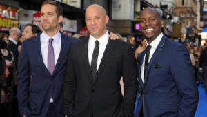 Paul Walker (izquierda) junto a Vin Diesel y Tyrese Gibson, los otros dos protagonistas de Rápido y Furioso.