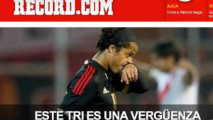 Diario Record tituló su crónica como 'Este tri es una vergüenza' y catalogó a su equipo como 'Un México sin fútbol'.