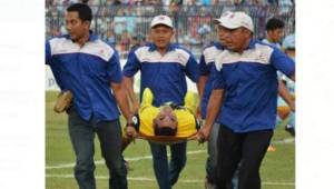 La liga de Indonesia planteacambiar su reglamento tras la muerte del portero Huda el domingo.