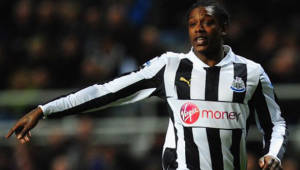 La chica que acusa a Nile Ranger comentó que acudió al médico, se hizo un chequeo en el hospital y acusó al futbolista de violación ante la policía.