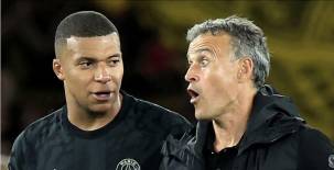 Mbappé ha sido relegado al banquillo de suplentes en algunos juegos por decisión de Luis Enrique.