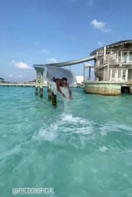 La costosa luna de miel de un crack del Manchester United y su esposa en las Maldivas