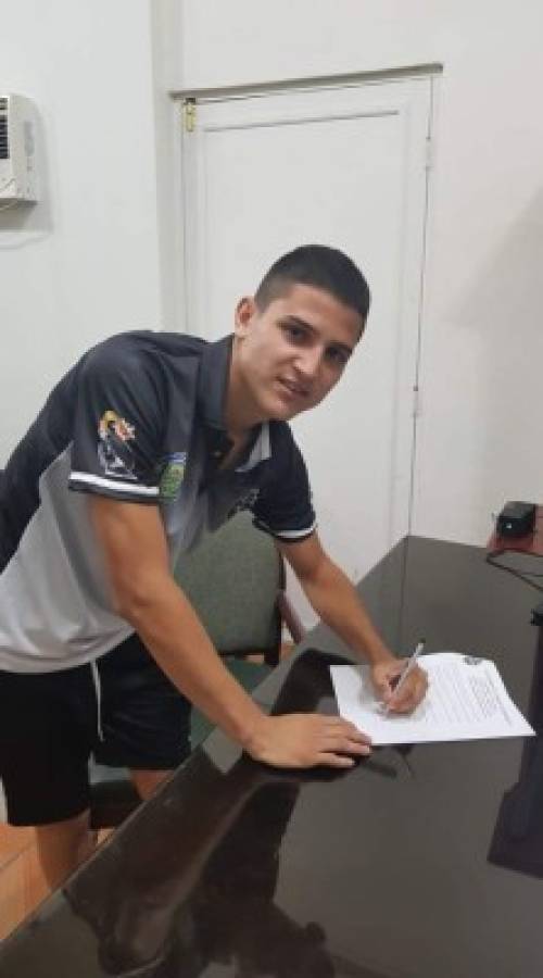 Fichajes Ascenso: Futbolista del Delicias FC jugará en Asia, Pinares y Real Juventud hacen barrida