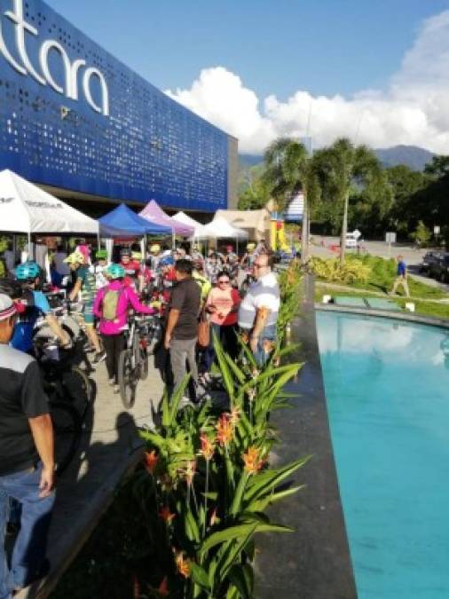 Más de 200 ciclistas lucharon por ganar la carrera Corral Abierto 2018