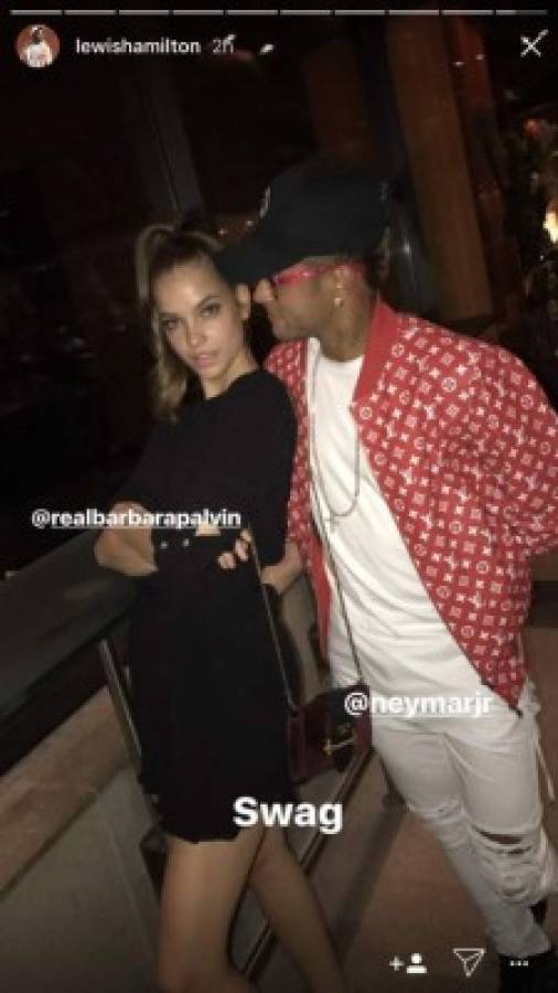 Neymar se va de fiesta con el piloto Lewis Hamilton y estas tres muñecas