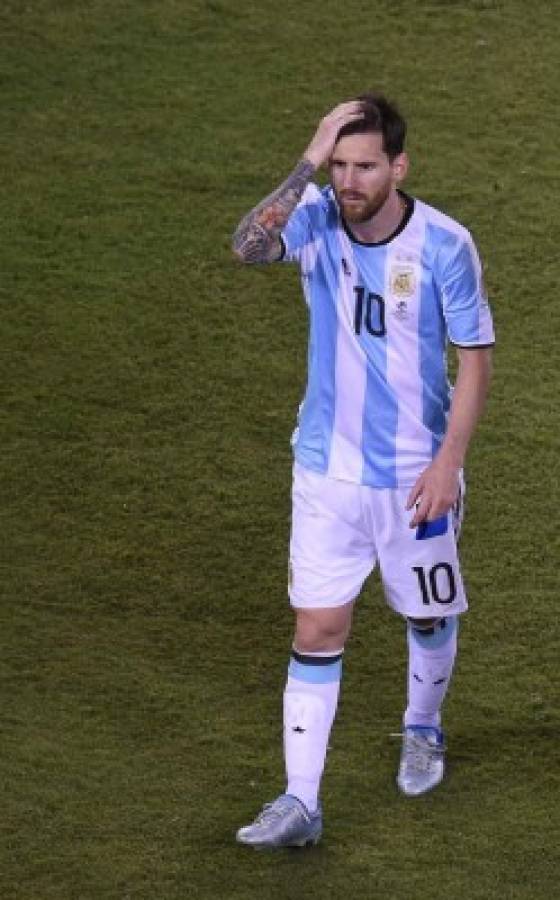 EN FOTOS: La amargura y lágrimas de Messi por fallar otra vez con Argentina