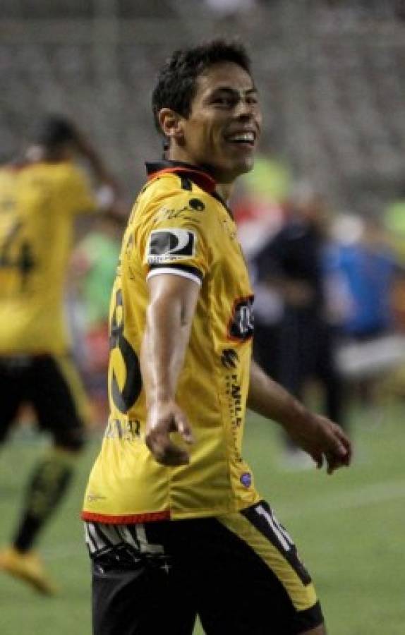 Gustavo Quinteros define el 11 de Ecuador para enfrentar a Honduras