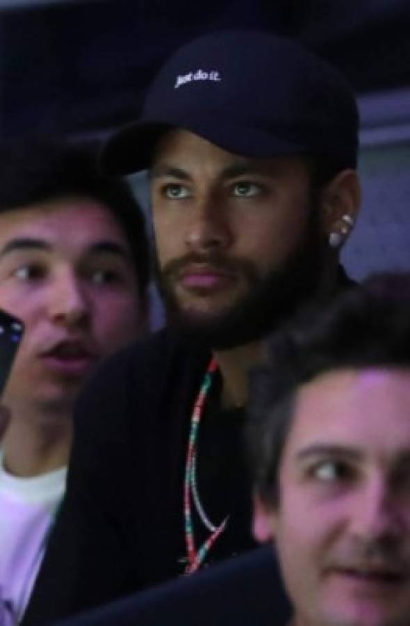 ¿Barcelona? Neymar es 'cazado' en la Copa Davis junto a Piqué y Jordi Alba