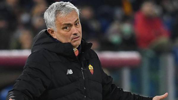 Mourinho salió molesto luego de la dura derrota que sufrió como local ante el líder Inter.