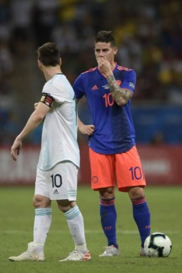 Argentina: El dolor de Messi y la sexi aficionada en la derrota ante Colombia en la Copa América 2019