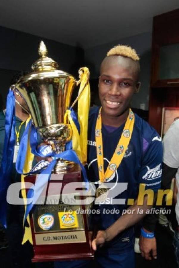 Así celebró Motagua en su camerino