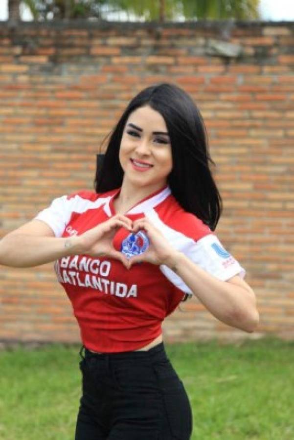 FOTOS: Ónice Flores, la hincha más hermosa del Olimpia para esta final con Motagua