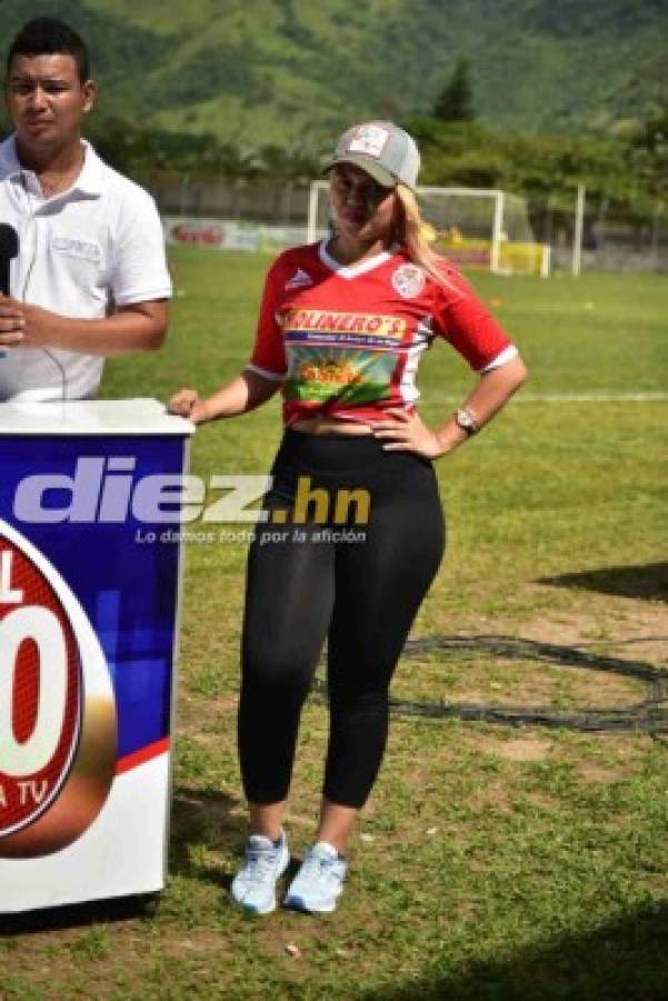 ¡Bellísimas! Final entre Real Sociedad y Olancho se llenó de lindas chicas