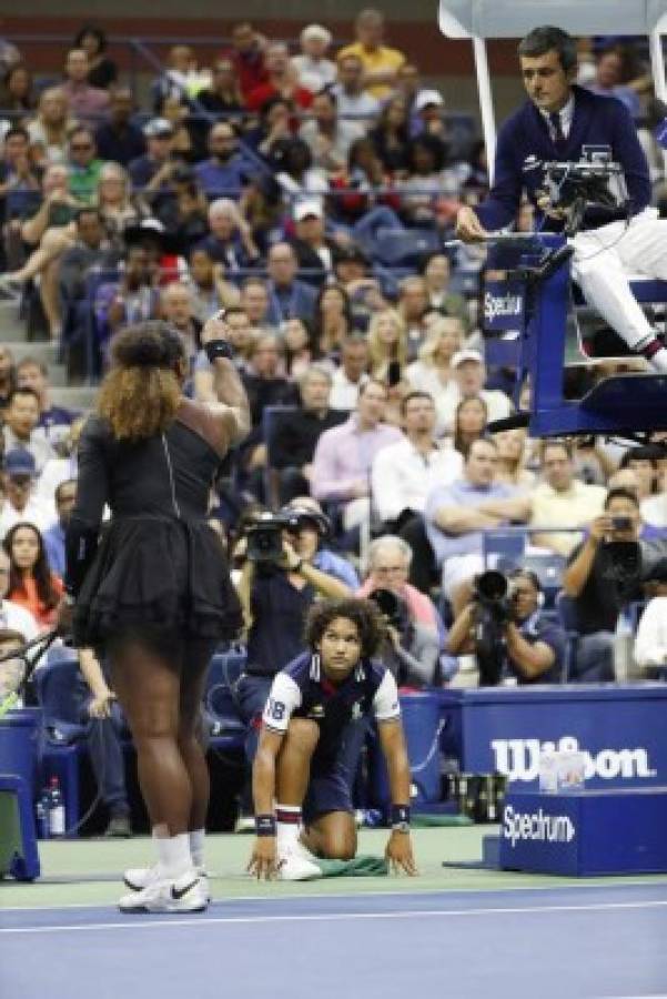 Lágrimas, dolor e insultos: Serena Williams perdió el control en la final del US Open