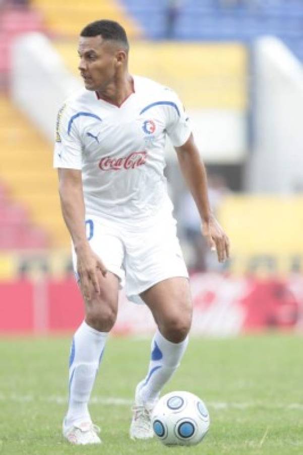 Futbolistas que han jugado con tres de los cuatro equipos grandes de Honduras