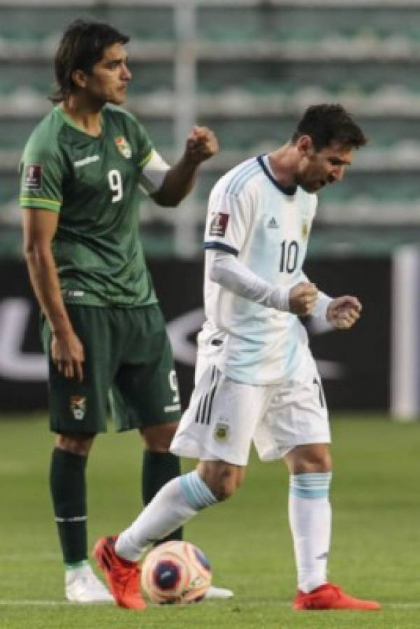 Fotos: La pelea de Messi al final del partido y Scaloni se metió a la cancha a celebrar un gol
