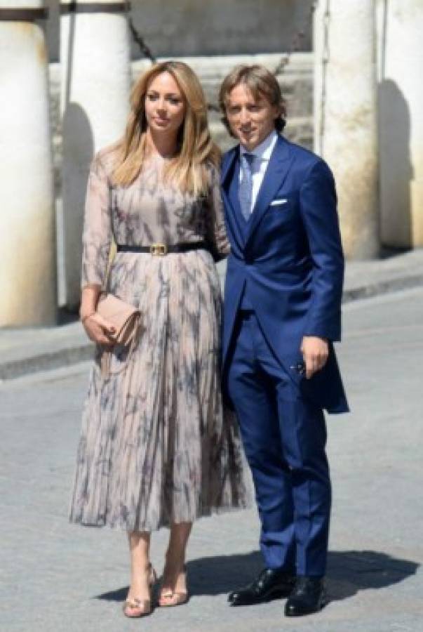 Con invitados de lujo: Las imágenes de la boda de Sergio Ramos y Pilar Rubio
