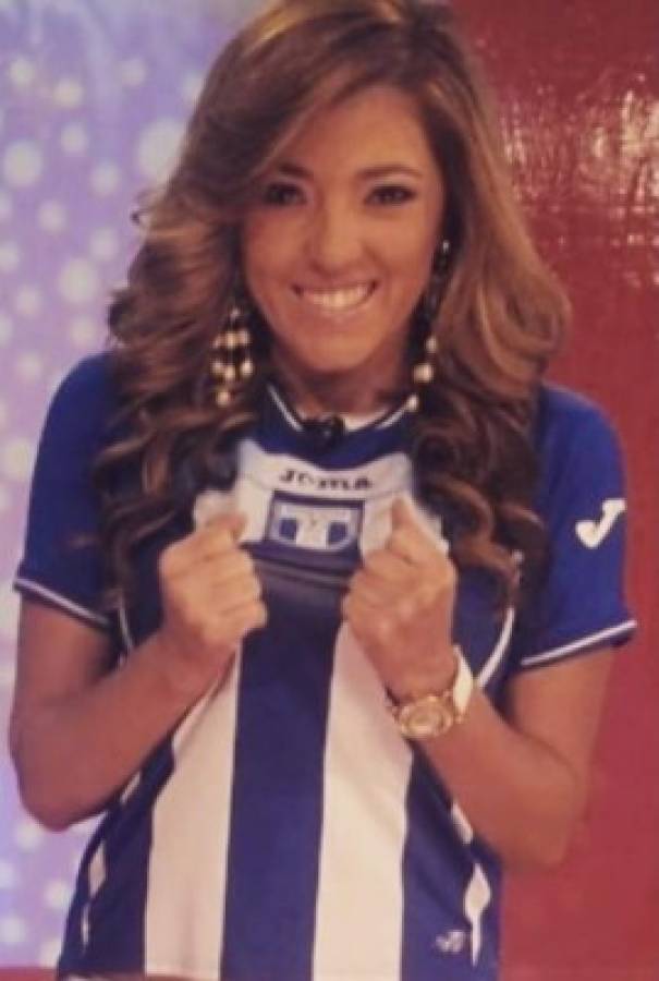 Las bellas chicas que siempre apoyan a la selección de Honduras