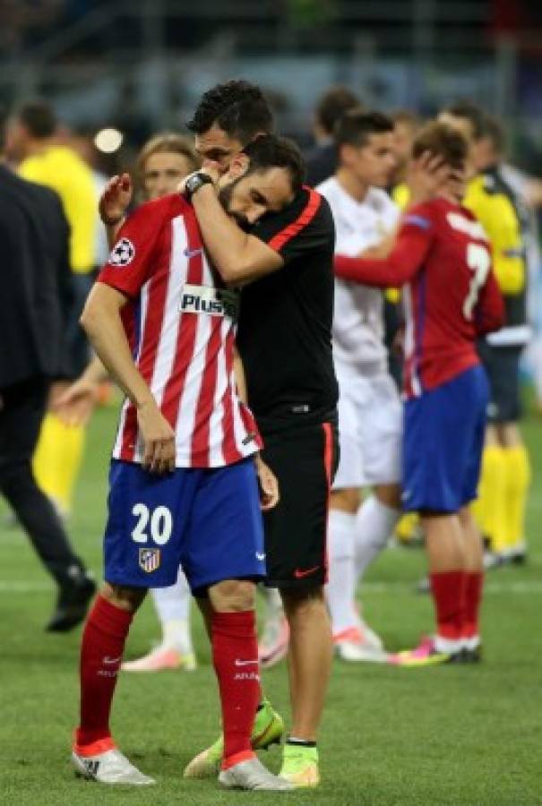 Jugadores del Atlético de Madrid acaban devastados