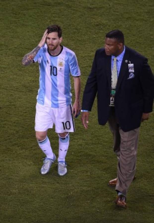 EN FOTOS: La amargura y lágrimas de Messi por fallar otra vez con Argentina