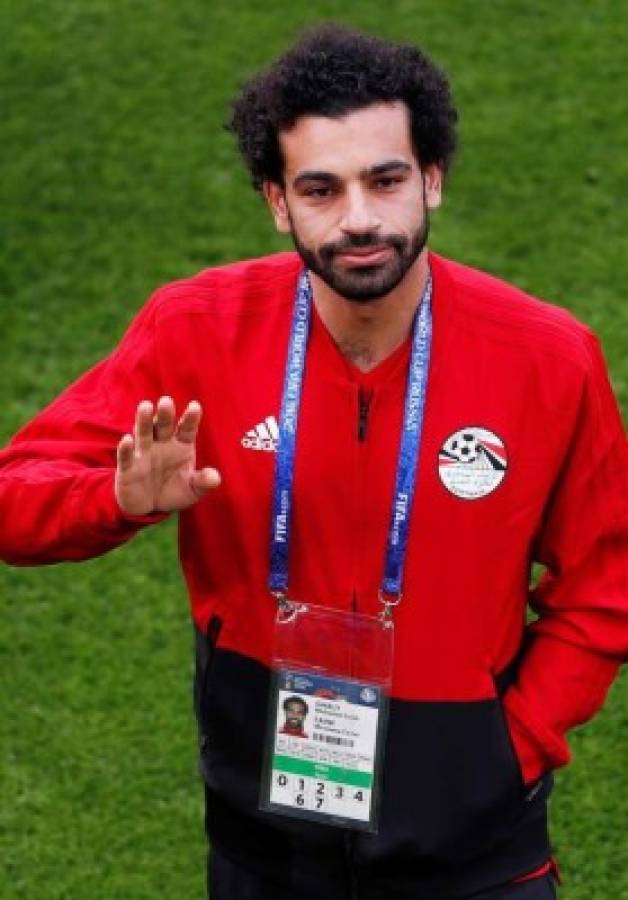 NO SE VIO EN TV: La tristeza de Salah, la bronca de Suárez y el dormido en el Uruguay-Egipto