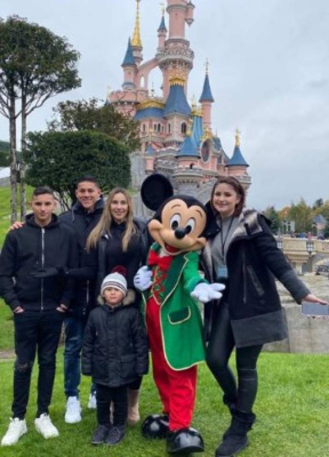 FOTOS: Keylor Navas disfruta de Disneyland en París junto a su 'hermano' Neymar