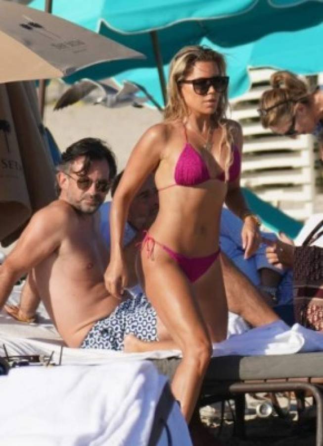 Feliz sin el crack: La espectacular exmujer de Van der Vaart fue cazada de vacaciones en Miami