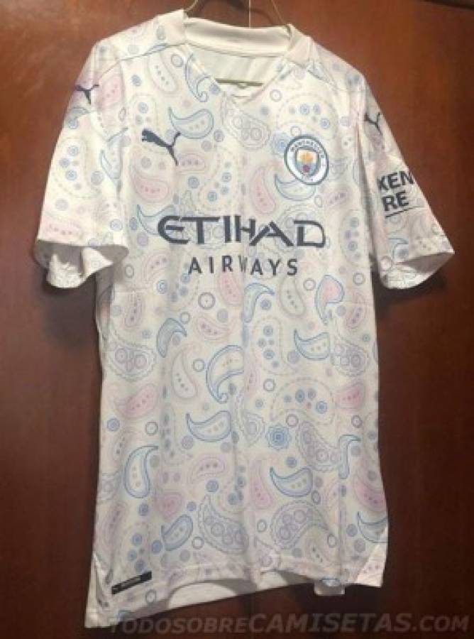 La nueva camiseta del Manchester City que relacionan con el coronavirus: ''Que se vayan a Wuhan''