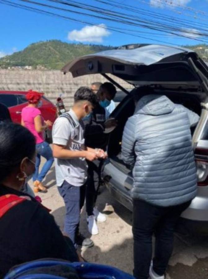 Romell Quioto y su gesto solidario en Tegucigalpa en vísperas de la Navidad