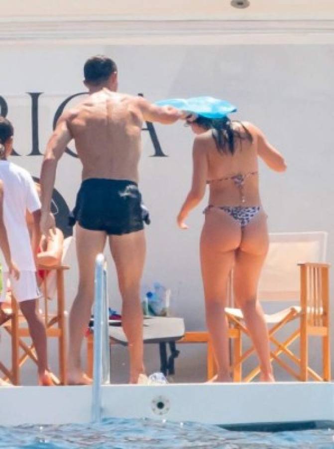 FOTOS: Las infartantes vacaciones de Cristiano Ronaldo y Georgina Rodríguez en Francia