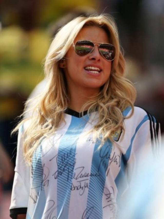 Ailén Bechara, la modelo argentina que quiere consolar a Higuaín y Messi