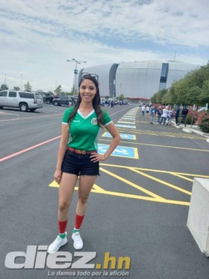Un hondureño con una mexicana: Las bellas chicas que deslumbran en el State Farm Stadium