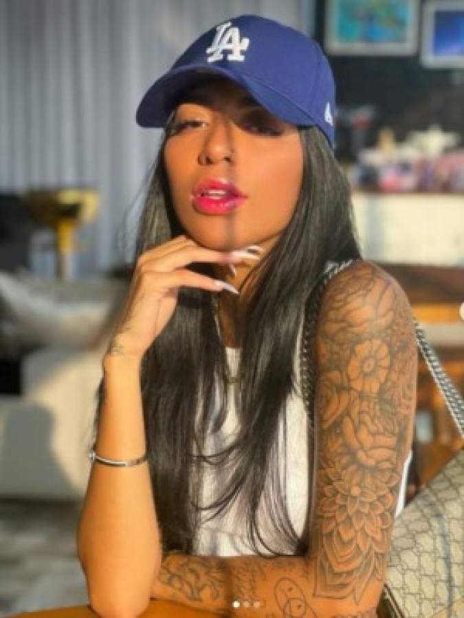 Hermana de crack brasileño revela que sufrió bullying por su cuerpo y ahora es una 'bomba'