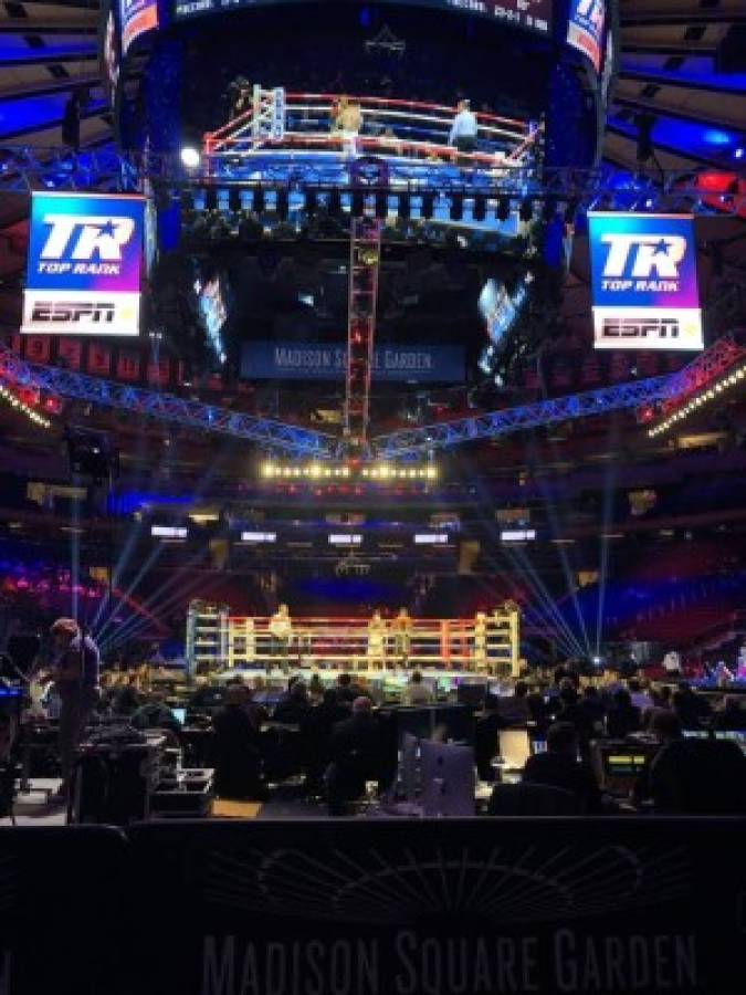 Hondureños presente en el llenazo del Madison Square Garden para pelea de Teófimo López